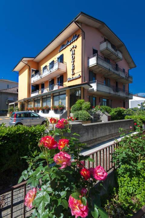 Hotel Mistrello Di Savoia Borgo Val di Taro Ngoại thất bức ảnh