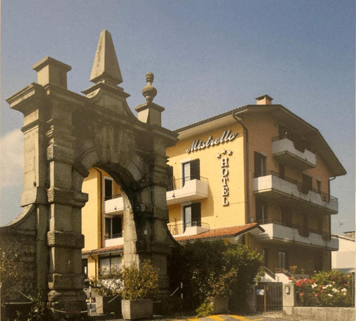 Hotel Mistrello Di Savoia Borgo Val di Taro Ngoại thất bức ảnh