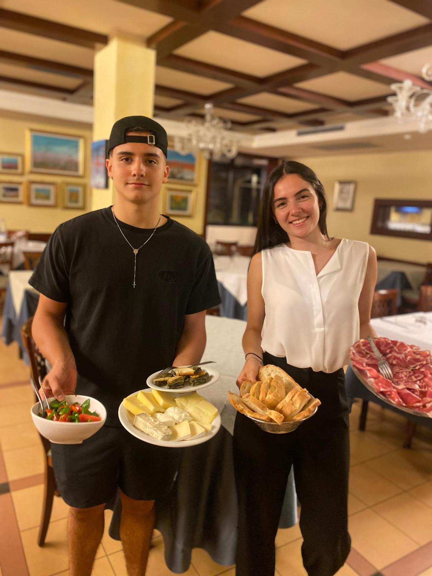 Hotel Mistrello Di Savoia Borgo Val di Taro Ngoại thất bức ảnh